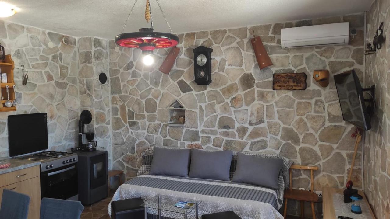 Gradac  Nikini Dvoriヴィラ エクステリア 写真
